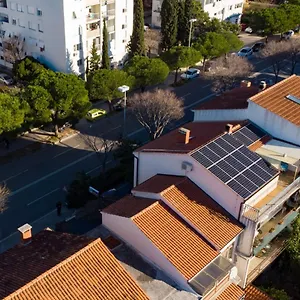  Apartamento Nina